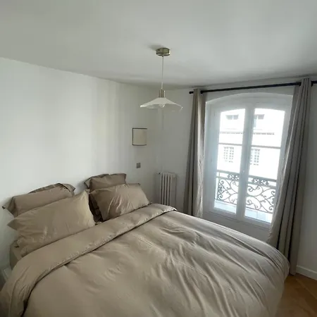 Neuf à 500m Des Champs-élysées Appartamento Parigi